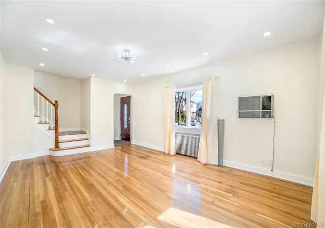 3rd image of 81-28 252Nd St, Bellerose, NY 11426 | MLS# 978048