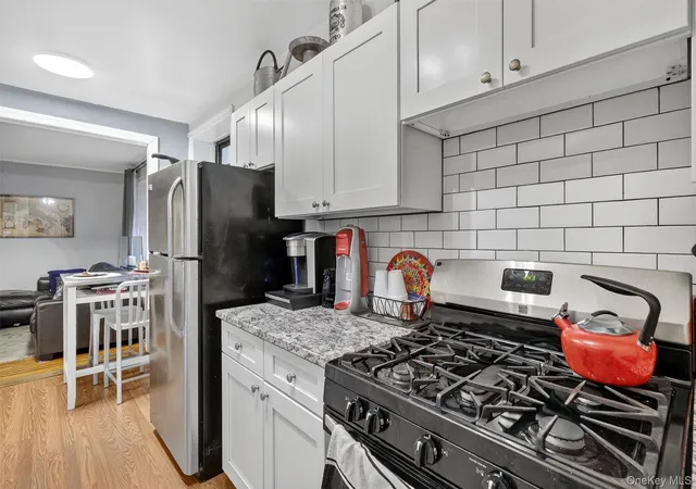 1st image of 475 Bronx River Rd #2D, Yonkers, NY 10704 | MLS# 978067