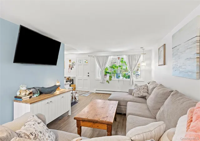 5th image of 26 Allegheny Dr E, Brookhaven, NY 11738 | MLS# 978088