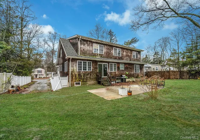 5th image of 273 N Country Rd, Brookhaven, NY 11764 | MLS# 978152
