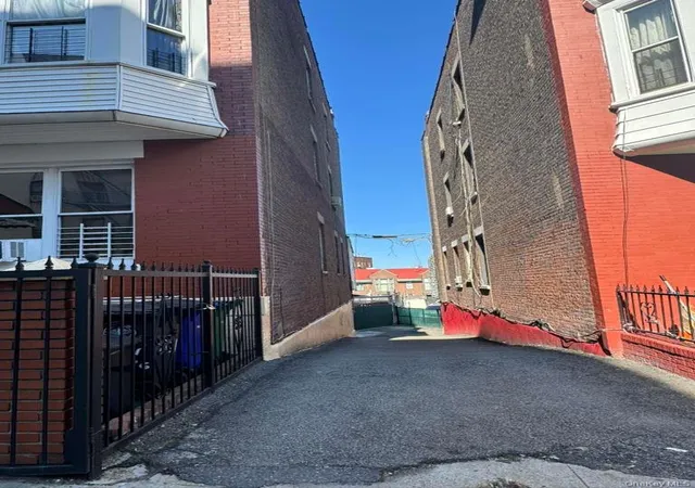 2nd image of 2291 Loring Pl N, New York, NY 10468 | MLS# 978159