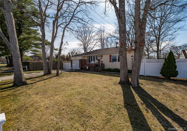 2nd image of 242 W 3rd St, Deer Park, NY 11729 | MLS# 978180