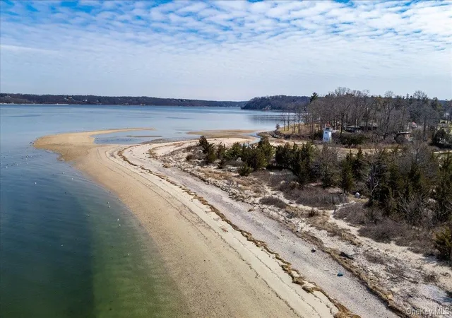 1st image of 224 Centre Island Rd, Oyster Bay, NY 11771 | MLS# 978232
