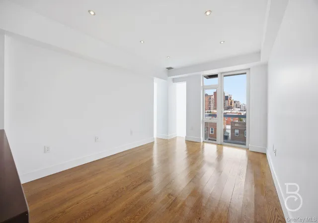 3rd image of The Astoria, New York, NY 11102