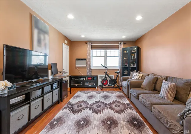 3rd image of 249-31 64Th Ave, New York, NY 11362