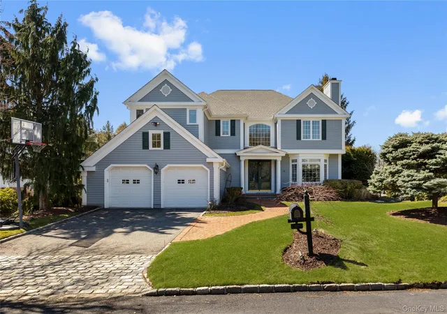 Photo 1 of Mansion for sale at 14 Meadow Ln, North Hempstead, NY 11030 | MLS# 978268 | Listing updated on 2026-09-13