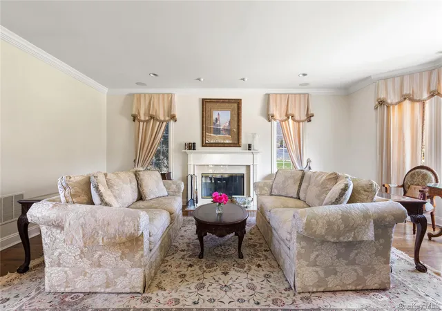 Photo 3 of Single family home for sale at 14 Meadow Ln, North Hempstead, NY 11030 | MLS# 978268 | Listing updated on 2026-09-13