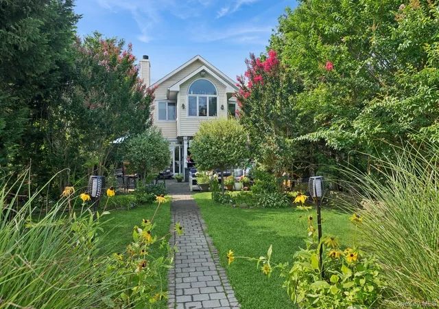 Photo 3 of Single family home for sale at 101 Bay St, Long Beach, NY 11561 | MLS# 978282 | Listing updated on 2026-10-05