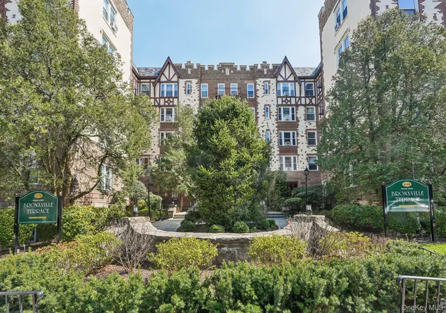 1st image of 1468 Midland Ave #2C, Yonkers, NY 10708 | MLS# 978308
