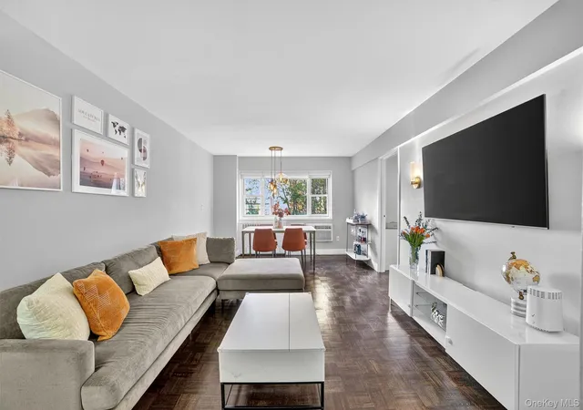 Homes for sale in Greenburgh, NY | 111 E Hartsdale Ave #3E, Greenburgh, NY 10530 | MLS# 978358
