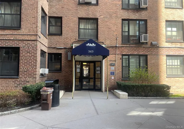 Photo 1 of Sale Pending at 365 Clinton Ave #6E, Brooklyn, NY 11238 | MLS# 978375 | Listing updated on 2026-07-01
