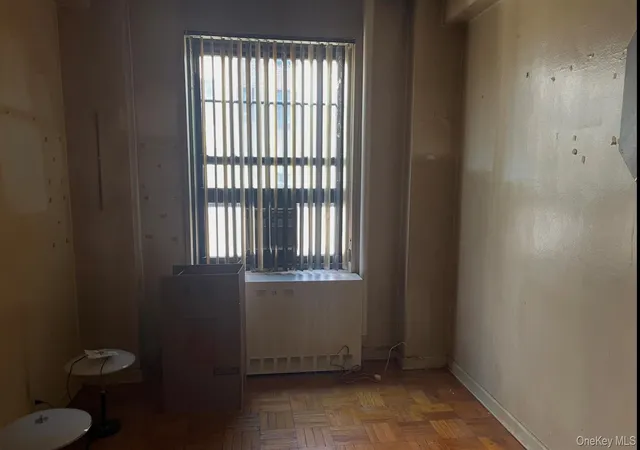 Photo 3 of Sale Pending at 365 Clinton Ave #6E, Brooklyn, NY 11238 | MLS# 978375 | Listing updated on 2026-07-01