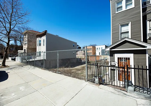 5th image of 615 Mead St, Bronx, NY 10460 | MLS# 978377