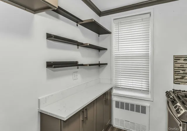 Homes for sale in New York, NY | 33-24 91St St #5N, New York, NY 11372 | MLS# 978444
