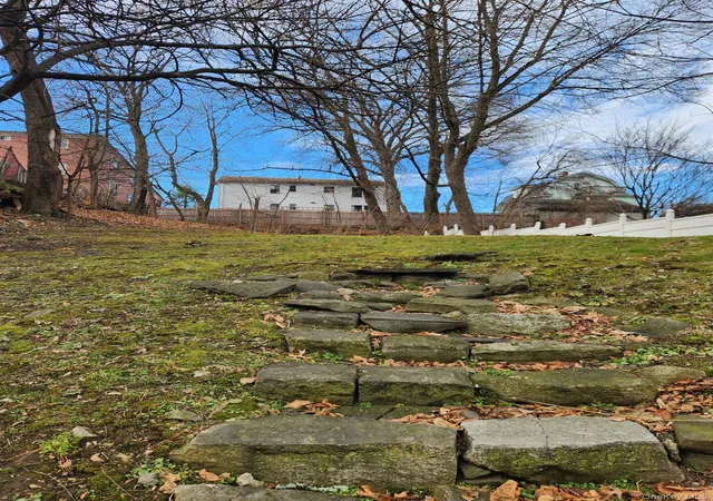 Photo 2 of Sale Pending at 45 Battle Ave, White Plains, NY 10606 | MLS# 978450 | Listing updated on 2026-09-19