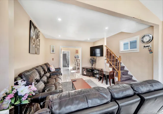 4th image of 91-04 218Th Pl, Queens Village, NY 11428 | MLS# 978495
