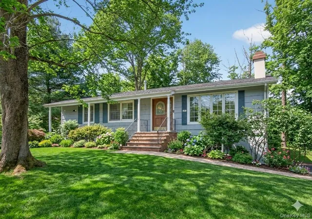 Photo 1 of Sale Pending at 17 Victoria Dr, Ramapo, NY 10901 | MLS# 978525 | Listing updated on 2026-07-28