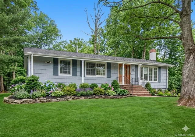 Photo 2 of Sale Pending at 17 Victoria Dr, Ramapo, NY 10901 | MLS# 978525 | Listing updated on 2026-07-28