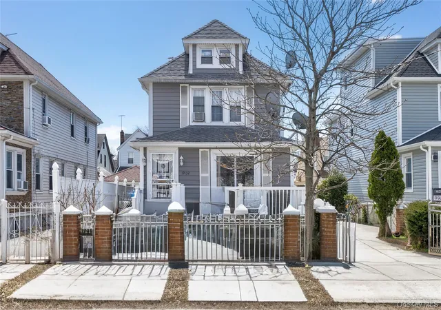 Photo 1 of Sale Pending at 19132 113th Avenue, Saint Albans, NY 11412 | MLS# 978532 | Listing updated on 2026-09-19