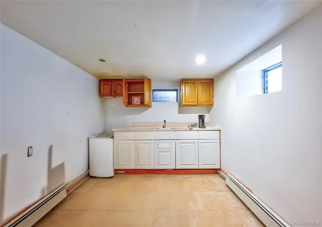 Photo 4 of Sale Pending at 19132 113th Avenue, Saint Albans, NY 11412 | MLS# 978532 | Listing updated on 2026-09-19