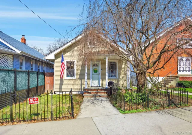 Photo 1 of Single family home for sale at 207 09 48th Avenue, Oakland Gardens, NY 11364 | MLS# 978533 | Listing updated on 2026-08-12