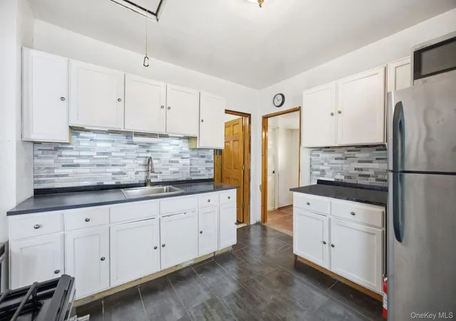 Photo 3 of Single family home for sale at 207 09 48th Avenue, Oakland Gardens, NY 11364 | MLS# 978533 | Listing updated on 2026-08-12