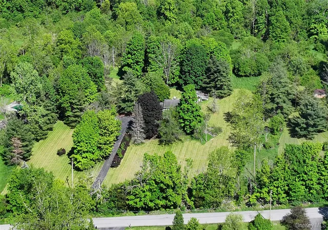 3rd image of 215 Prospect Rd, Monroe, NY 10950 | MLS# 978536