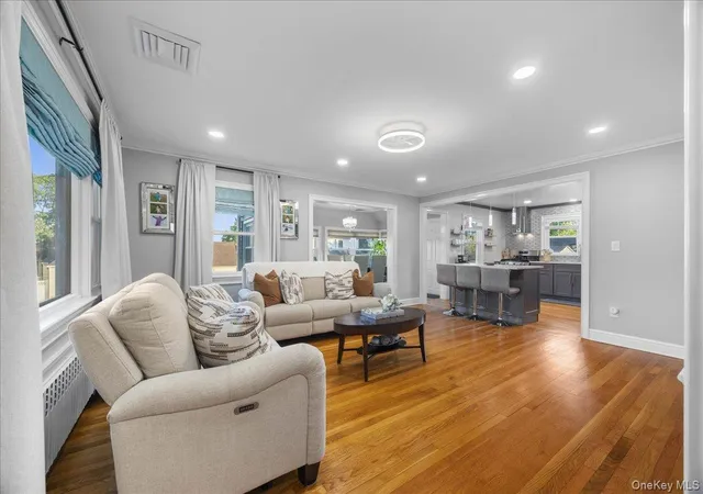 Photo 3 of Sale Pending at 1 Francis Ln, Port Chester, NY 10573 | MLS# 978546 | Listing updated on 2026-09-17