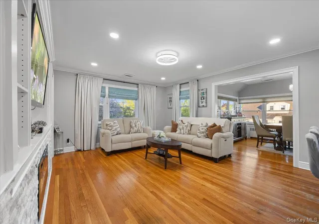 Photo 3 of Sale Pending at 1 Francis Ln, Port Chester, NY 10573 | MLS# 978546 | Listing updated on 2026-09-17