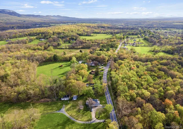 Homes for sale in Shawangunk, NY | 2374 Bruynswick Rd, Shawangunk, NY 12589 | MLS# 978565