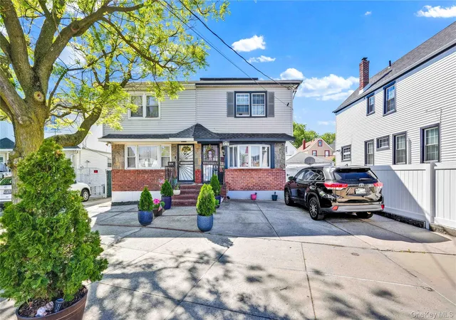 2nd image of 13314 Hawtree Creek Rd, South Ozone Park, NY 11420 | MLS# 978568