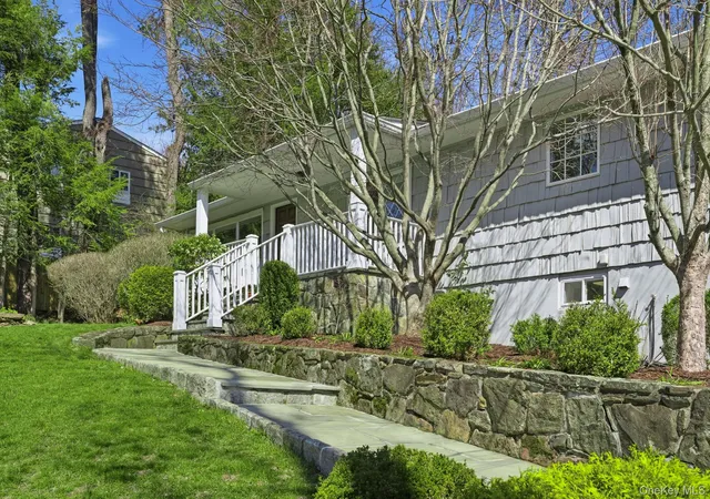 Photo 21 of Sale Pending at 26 Meadow Ln, Chappaqua, NY 10514 | MLS# 978589 | Listing updated on 2026-04-22