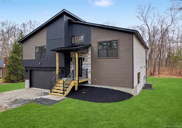 Photo 1 of Sale Pending at 78 Crawford St, Pine Bush, NY 12566 | MLS# 978610 | Listing updated on 2026-09-23