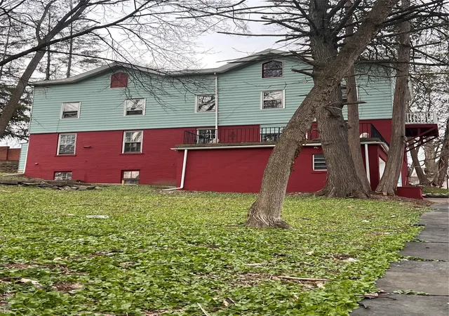 Photo 3 of Sale Pending at 30 Garfield Pl, Poughkeepsie, NY 12601 | MLS# 978615 | Listing updated on 2026-04-15