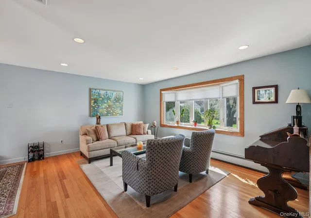 3rd image of 23 Will Rogers Ln, Nanuet, NY 10954 | MLS# 978667