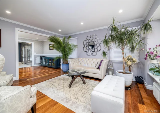 Photo 4 of Sale Pending at 1053 Lydia Dr, Franklin Square, NY 11010 | MLS# 978671 | Listing updated on 2026-05-14