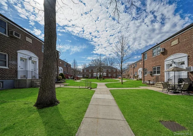 4th image of 253-12 60Th Ave #Lower, Little Neck, NY 11362 | MLS# 978711
