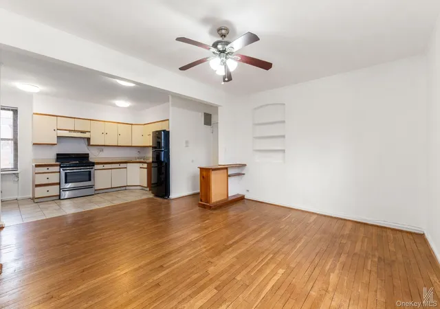 Homes for sale in New York, NY | 22-43 77Th St #C1, New York, NY 11370 | MLS# 978776