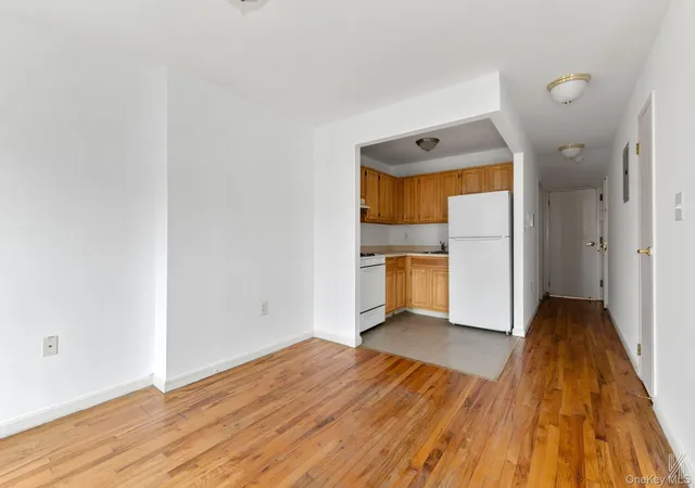 Photo 4 of Single family home for sale at 426 54th Street, Brooklyn, NY 11220 | MLS# 978841 | Listing updated on 2026-09-01