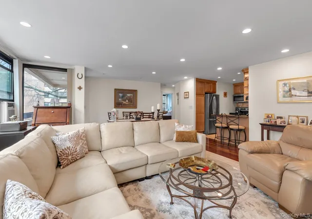 3rd image of 162-11 9Th Ave, New York, NY 11357