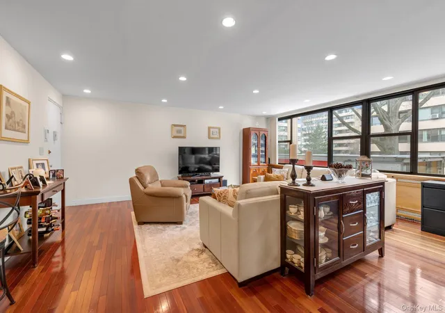 5th image of 162-11 9Th Ave, New York, NY 11357
