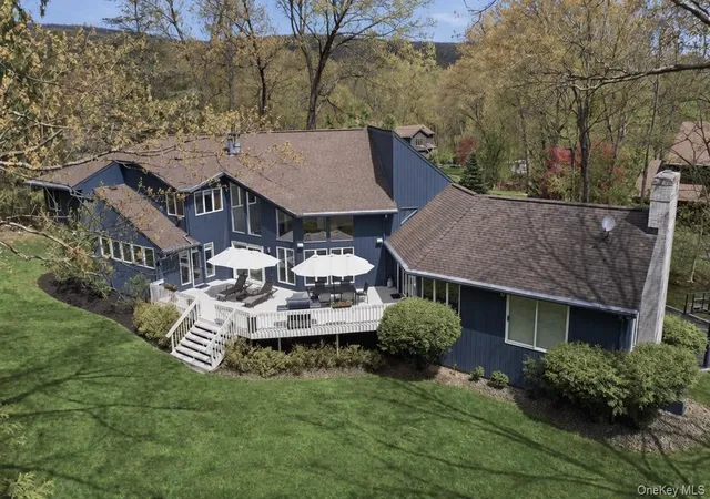 36th image of 13 Zeck Ct, Suffern, NY 10901 | MLS# 978851
