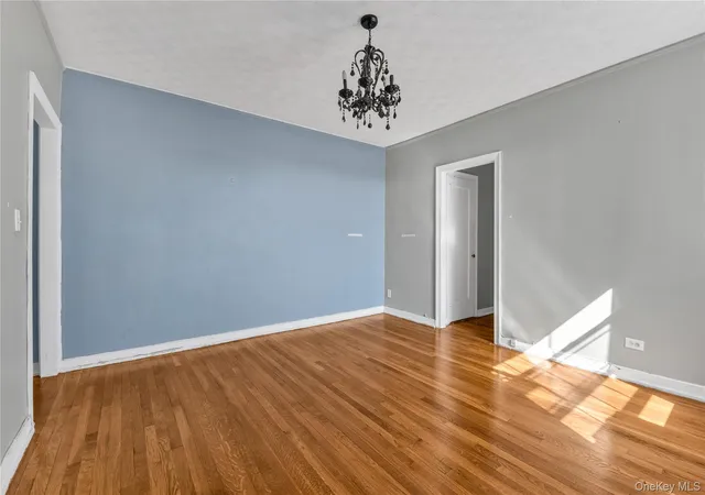 4th image of 5142 30Th Ave, New York, NY 11238