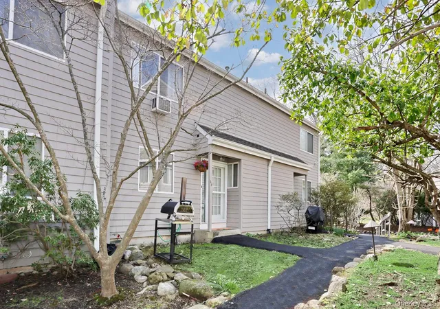 4th image of 68 Hickory Hill Ln, Orangetown, NY 10983 | MLS# 978907