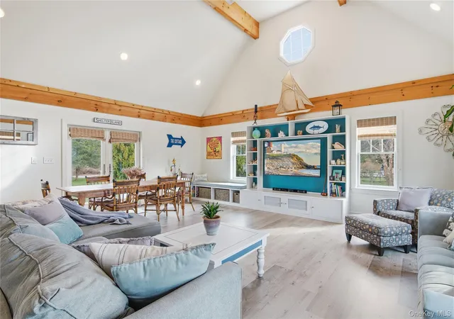 5th image of 14 Fred'S Ln, Shelter Island, NY 11964 | MLS# 978923