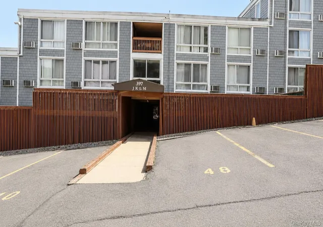 1st image of 397 N Broadway, Yonkers, NY 10701