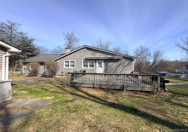 Photo 4 of Single family home for sale at 77 Upper Rd, Middletown, NY 10940 | MLS# 978950 | Listing updated on 2026-08-18