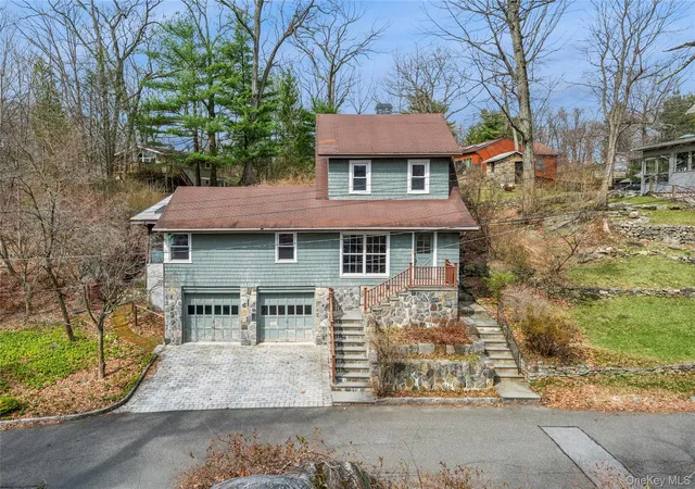Photo 2 of Sale Pending at 3 Glenwood Ave, Hastings On Hudson, NY 10706 | MLS# 978980 | Listing updated on 2026-09-19