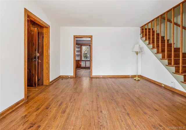 Photo 3 of Sale Pending at 3 Glenwood Ave, Hastings On Hudson, NY 10706 | MLS# 978980 | Listing updated on 2026-09-19