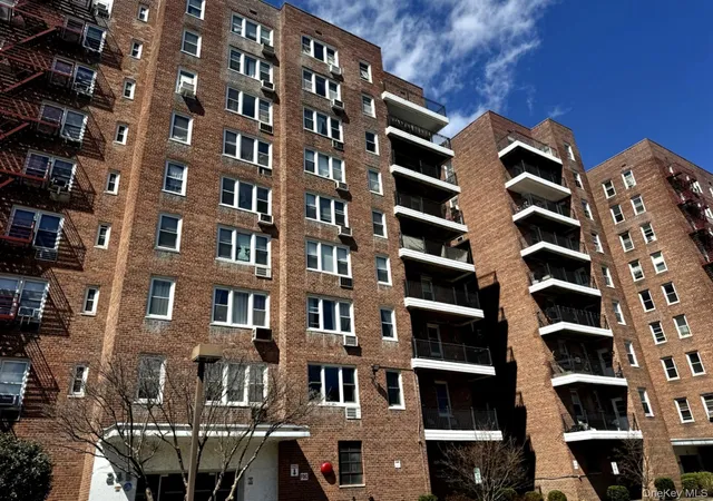 1st image of 245 Rumsey Rd, Yonkers, NY 10701